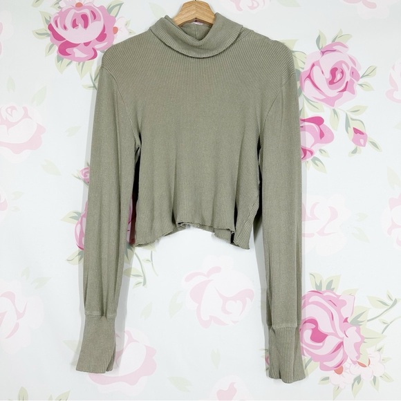 Wilfred Tops - Wilfred Free Olive Green Ribbed Turtleneck Crop Top M